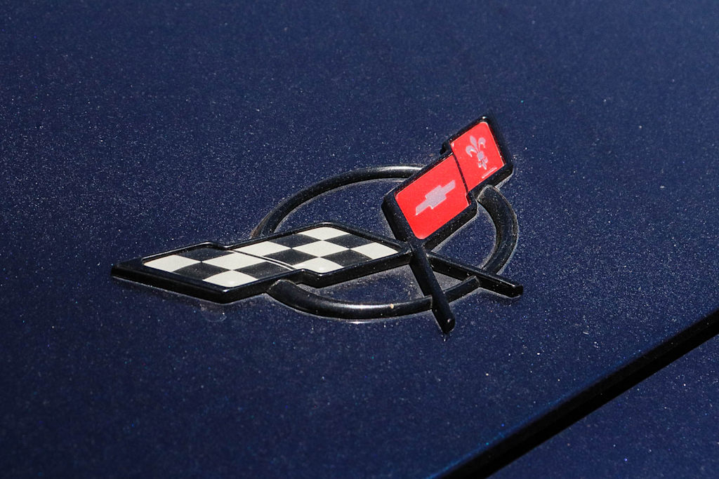 Thumbnail: 2001 Chevrolet Corvette - 18
