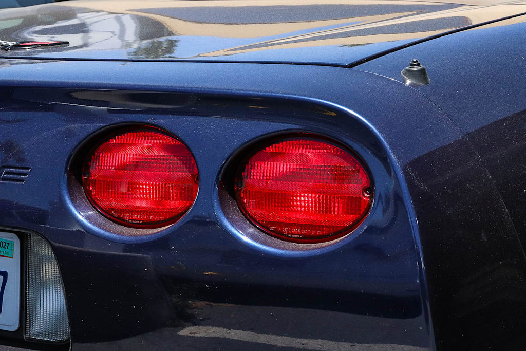 Thumbnail: 2001 Chevrolet Corvette - 15