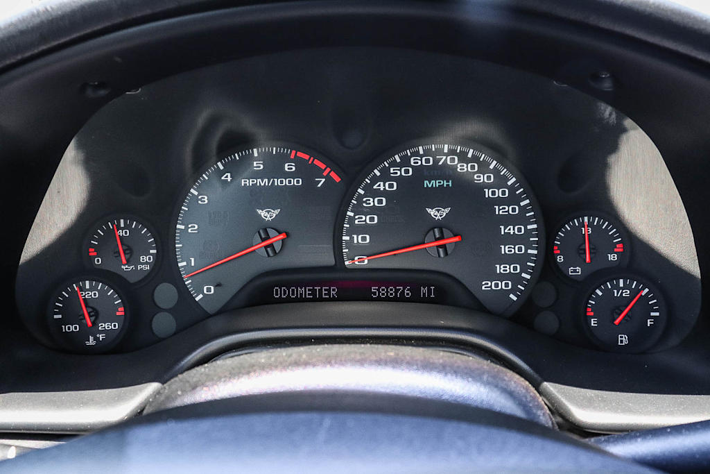 Thumbnail: 2001 Chevrolet Corvette - 14