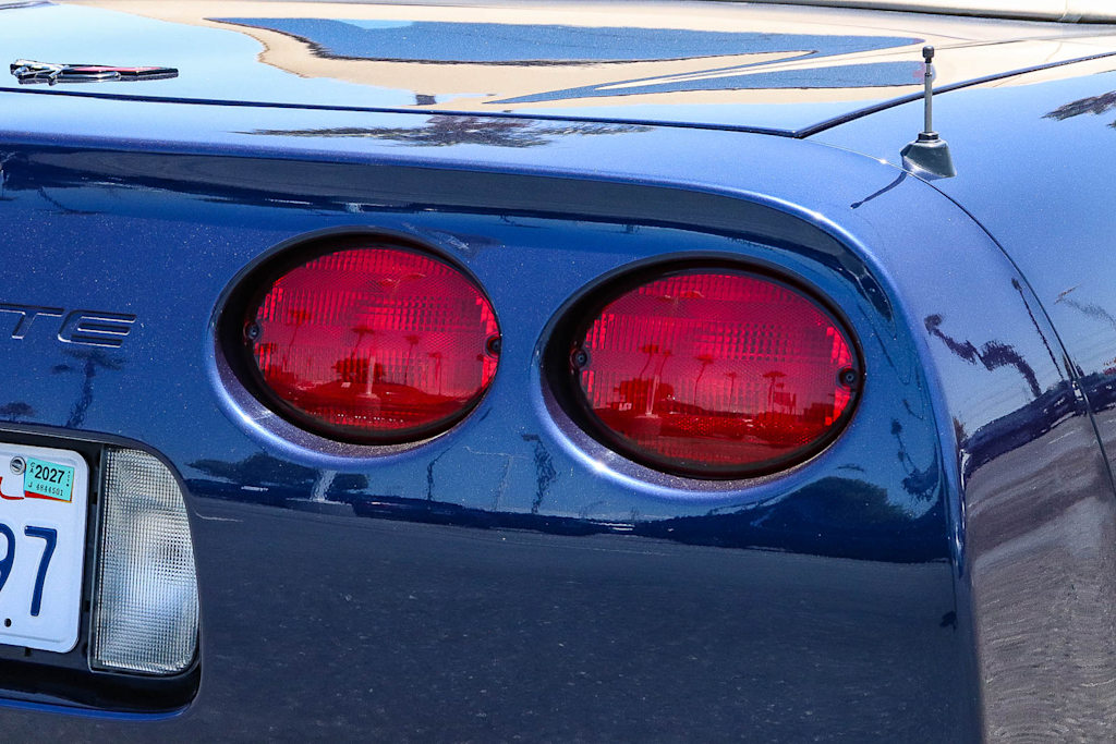 Thumbnail: 2001 Chevrolet Corvette - 18
