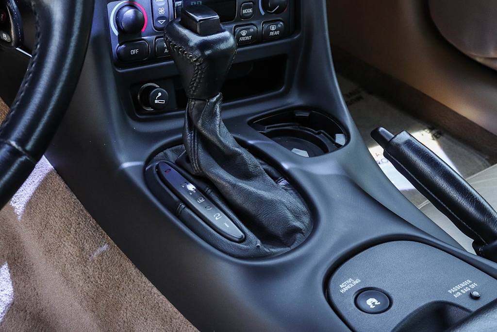 Thumbnail: 2001 Chevrolet Corvette - 13