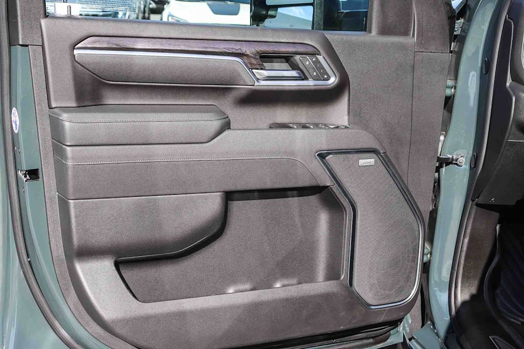 Thumbnail: 2026 Chevrolet Silverado 2500 - 27