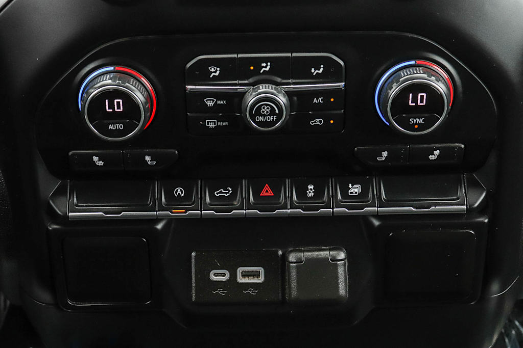 Thumbnail: 2020 Chevrolet Silverado 1500 - 24