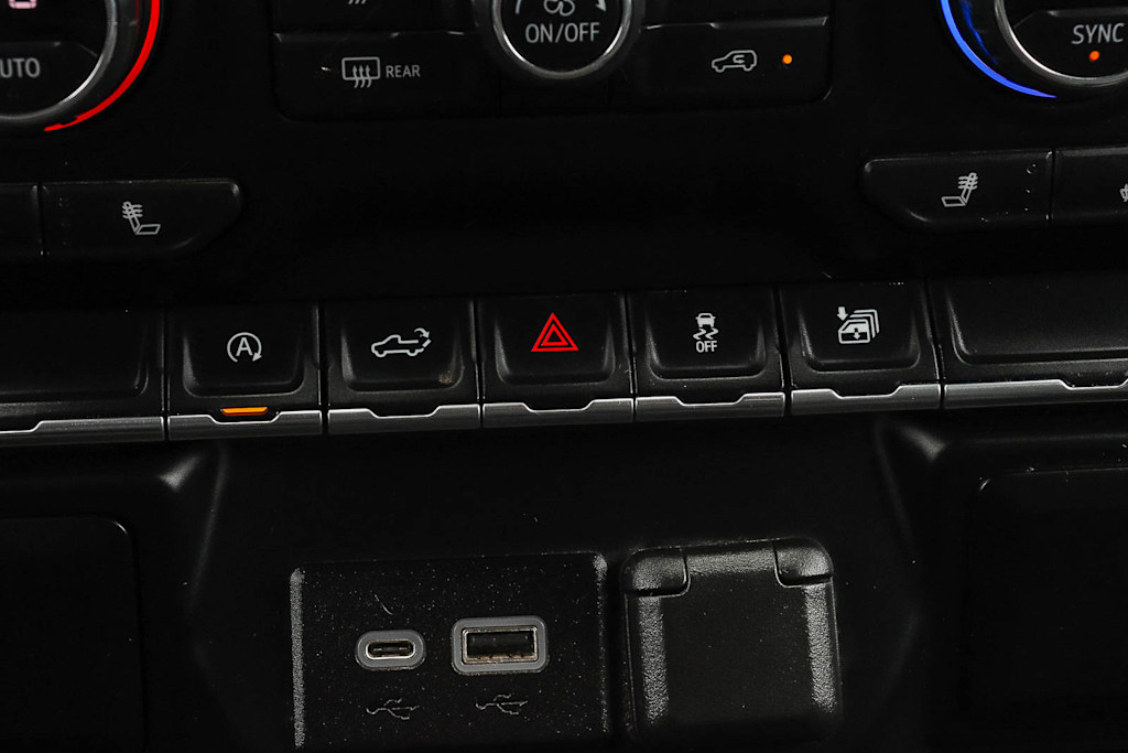 Thumbnail: 2020 Chevrolet Silverado 1500 - 27