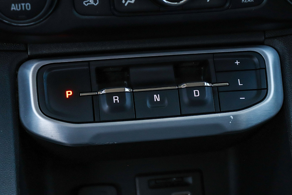 Thumbnail: 2020 GMC Acadia - 25