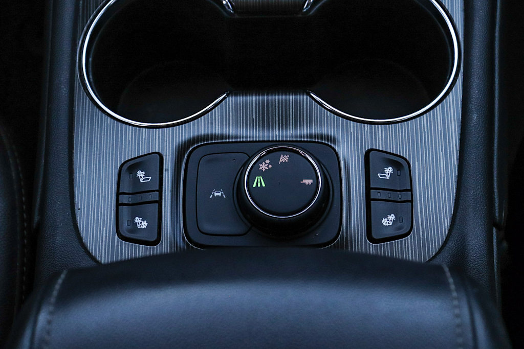 Thumbnail: 2020 GMC Acadia - 26