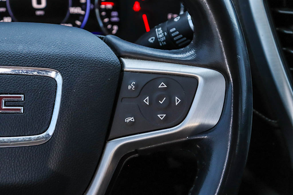 Thumbnail: 2020 GMC Acadia - 24