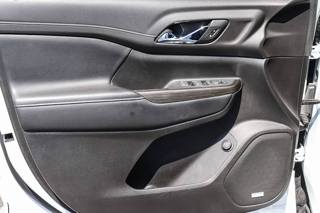 Thumbnail: 2020 GMC Acadia - 27
