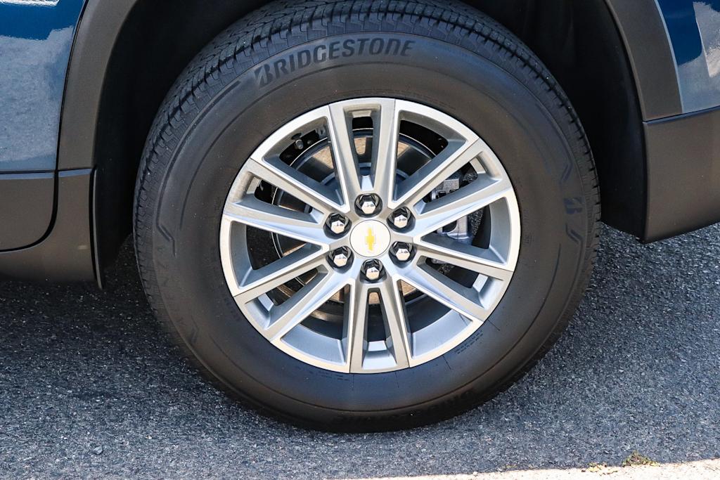 Thumbnail: 2023 Chevrolet Traverse - 6