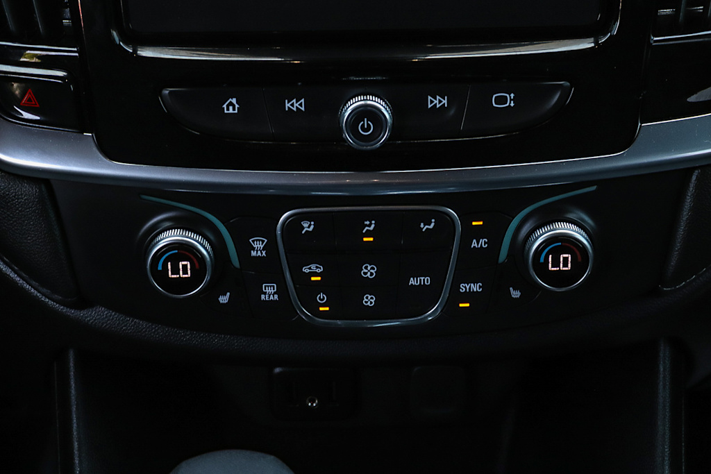 Thumbnail: 2023 Chevrolet Traverse - 21