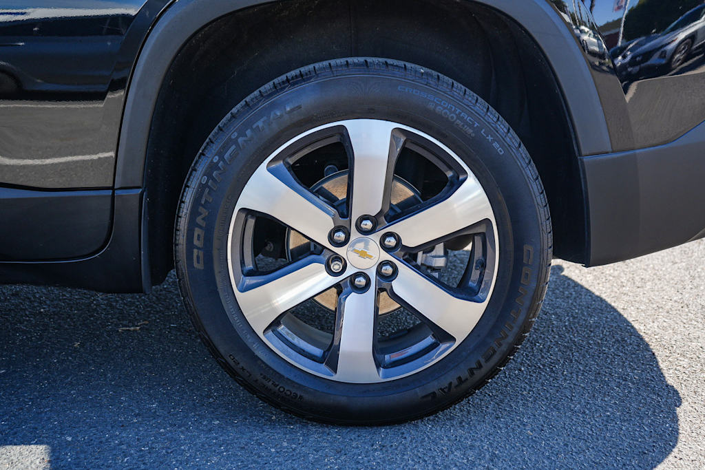 Thumbnail: 2021 Chevrolet Traverse - 6