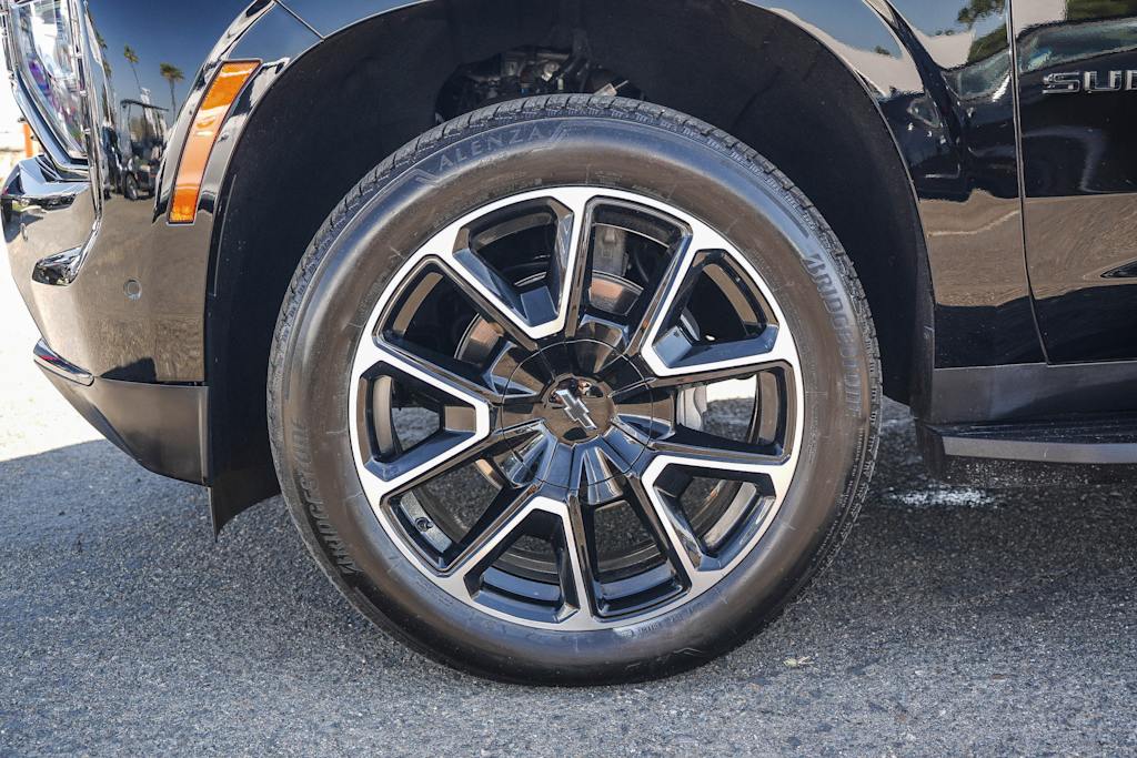 Thumbnail: 2025 Chevrolet Suburban - 20