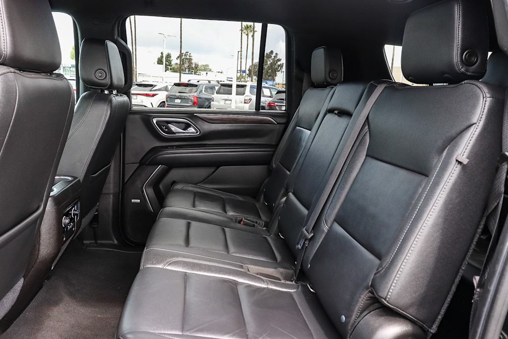 Thumbnail: 2021 Chevrolet Suburban - 11