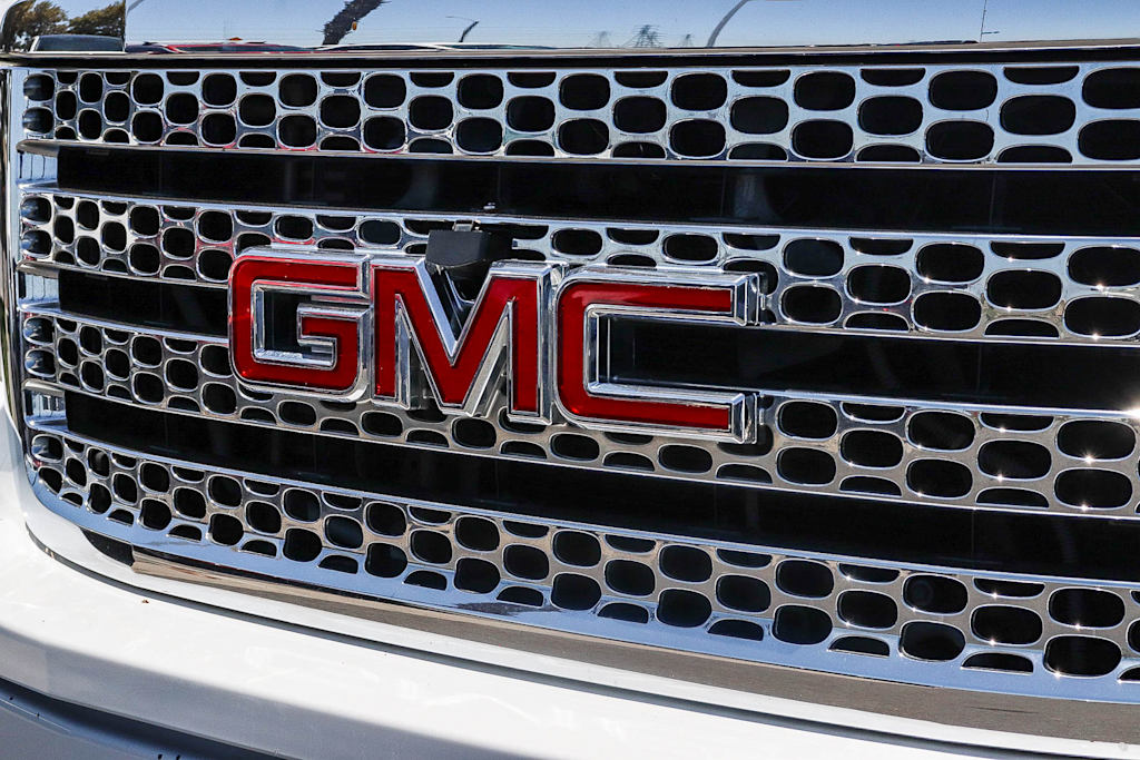 Thumbnail: 2013 GMC Sierra 2500 - 6