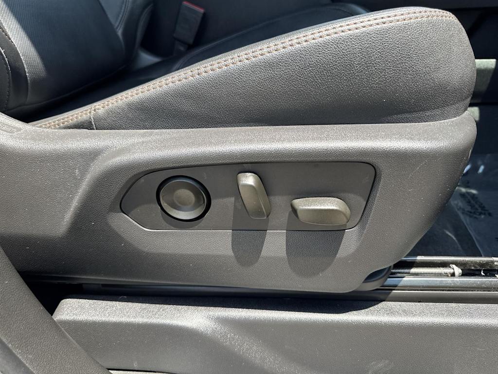 Thumbnail: 2024 GMC Sierra 2500 - 36