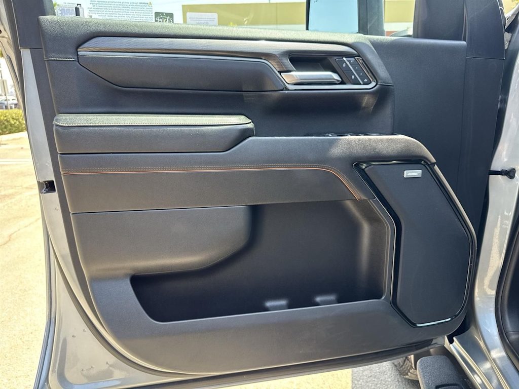 Thumbnail: 2024 GMC Sierra 2500 - 28