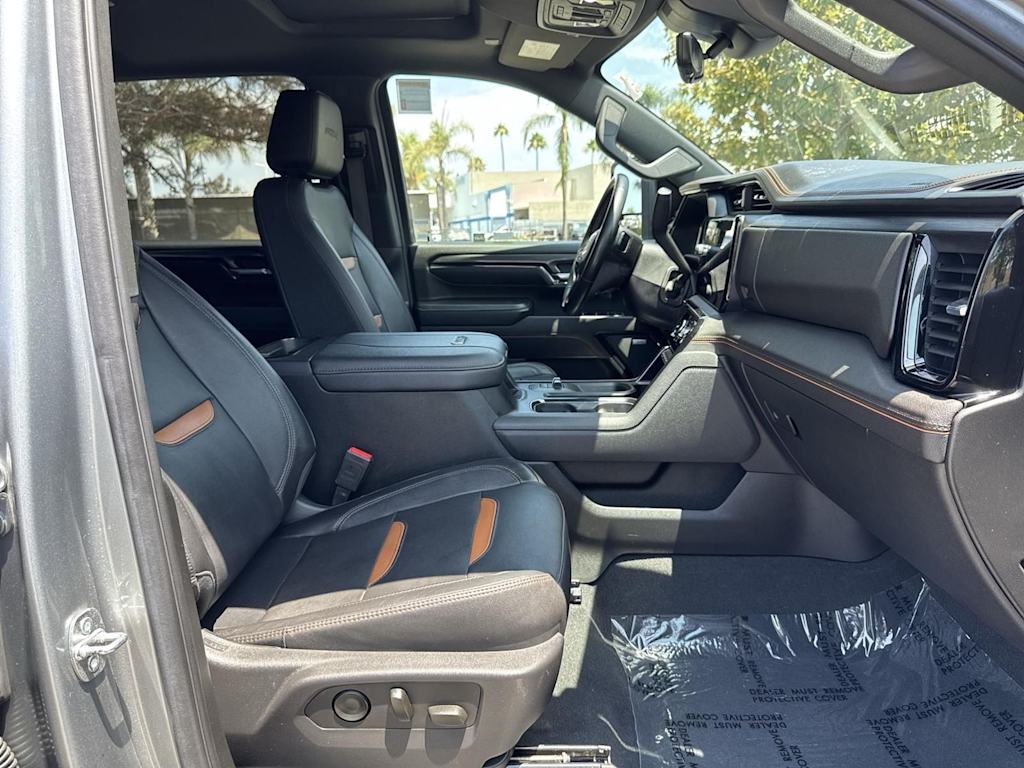 Thumbnail: 2024 GMC Sierra 2500 - 35