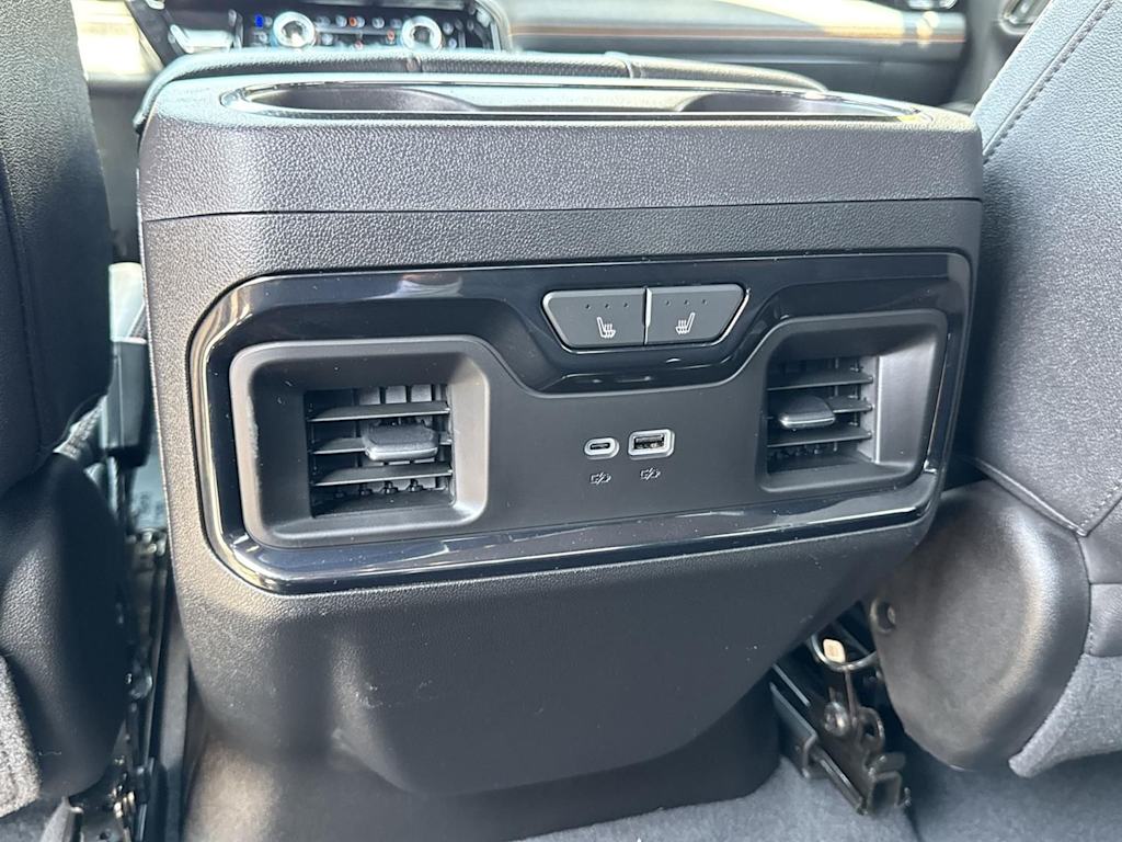 Thumbnail: 2024 GMC Sierra 2500 - 32