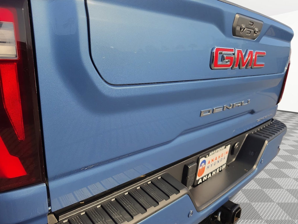 Thumbnail: 2025 GMC Sierra 2500 - 6
