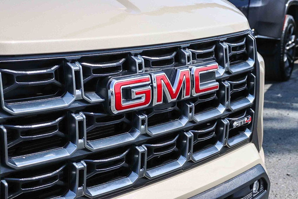 Thumbnail: 2024 GMC Canyon - 6