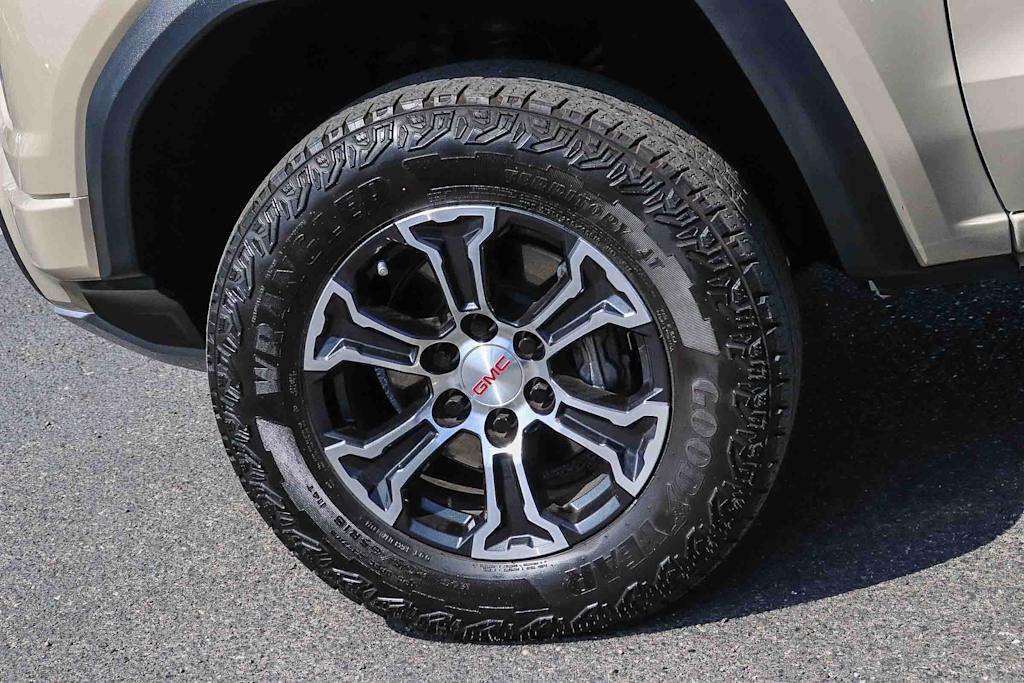 Thumbnail: 2024 GMC Canyon - 23