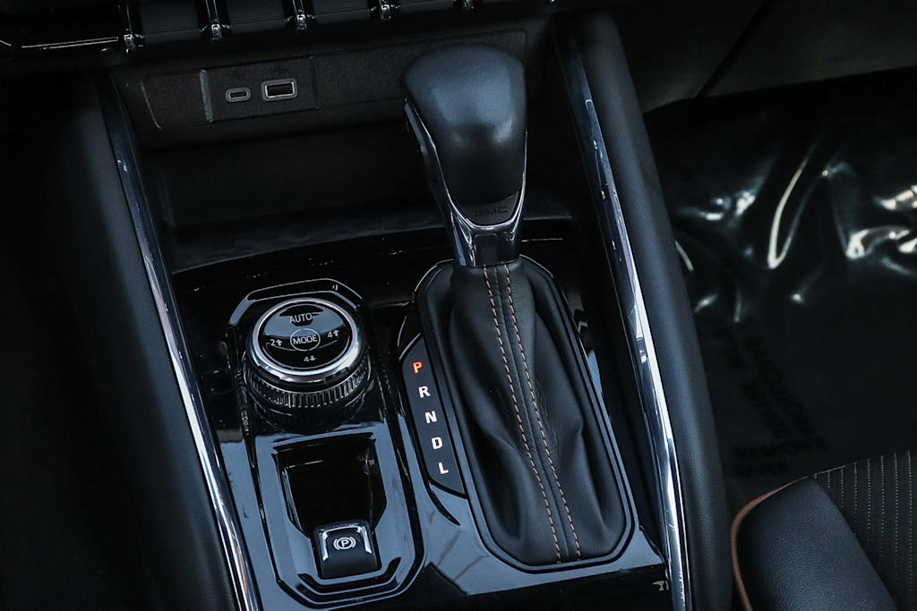 Thumbnail: 2024 GMC Canyon - 14