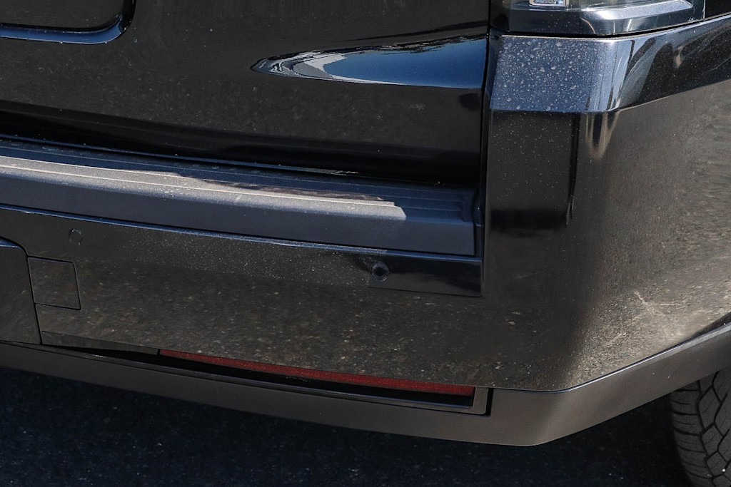 Thumbnail: 2015 Cadillac Escalade - 19