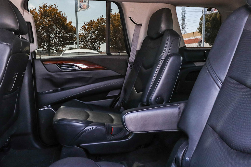Thumbnail: 2015 Cadillac Escalade - 11