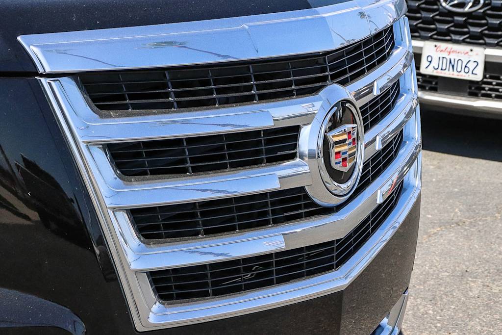 Thumbnail: 2015 Cadillac Escalade - 24