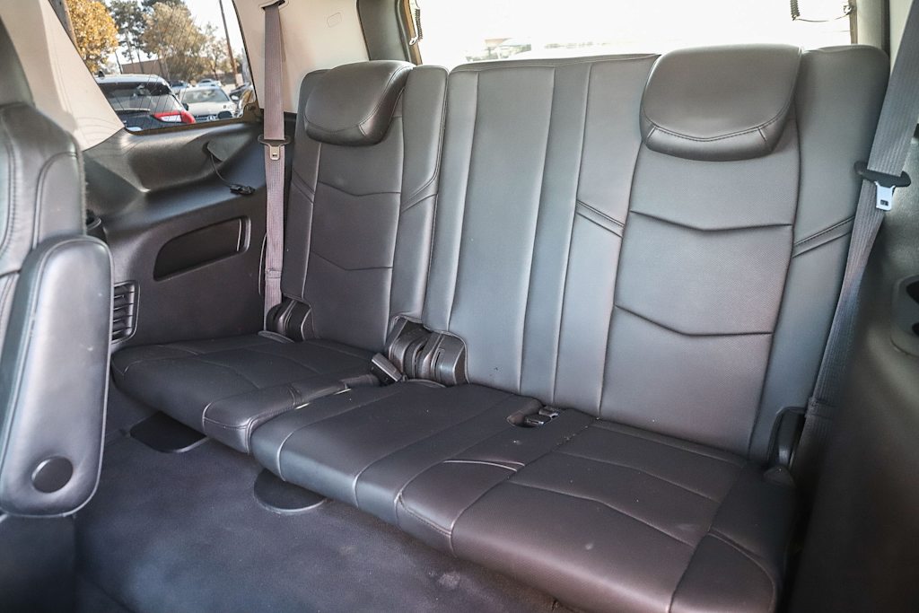 Thumbnail: 2015 Cadillac Escalade - 24