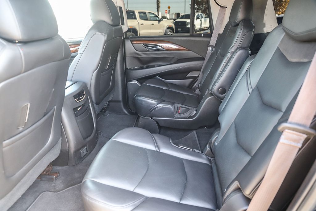 Thumbnail: 2015 Cadillac Escalade - 11