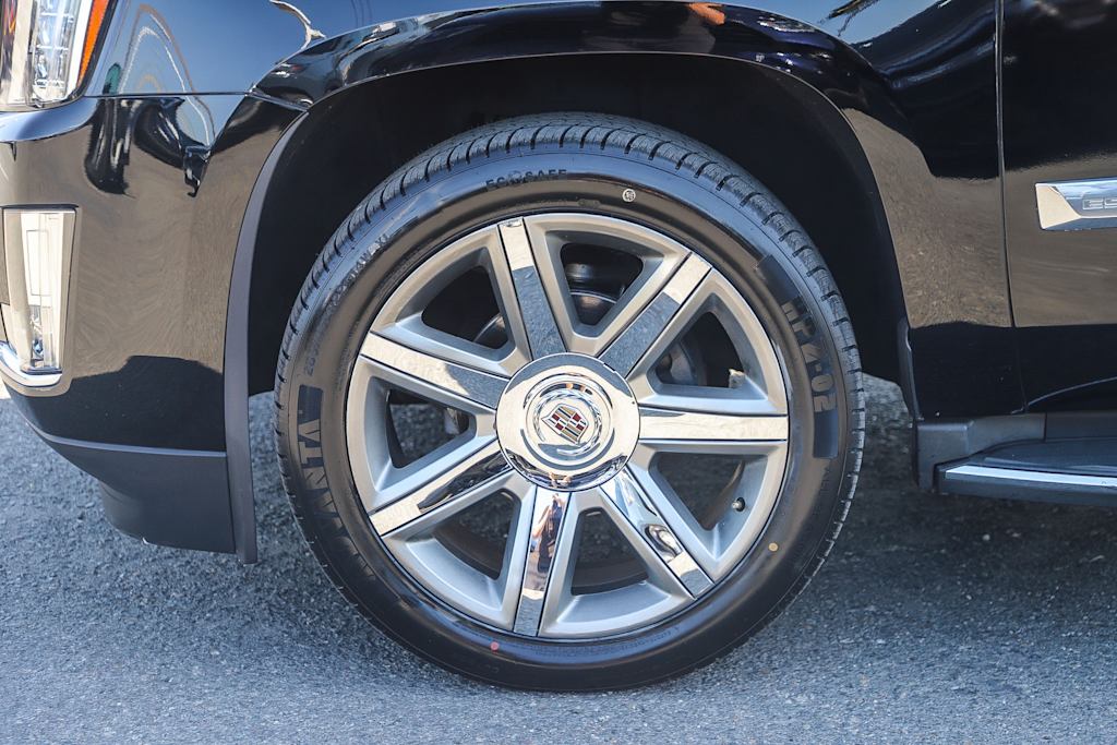 Thumbnail: 2015 Cadillac Escalade - 6