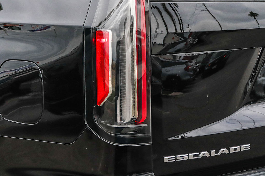 Thumbnail: 2023 Cadillac Escalade - 20