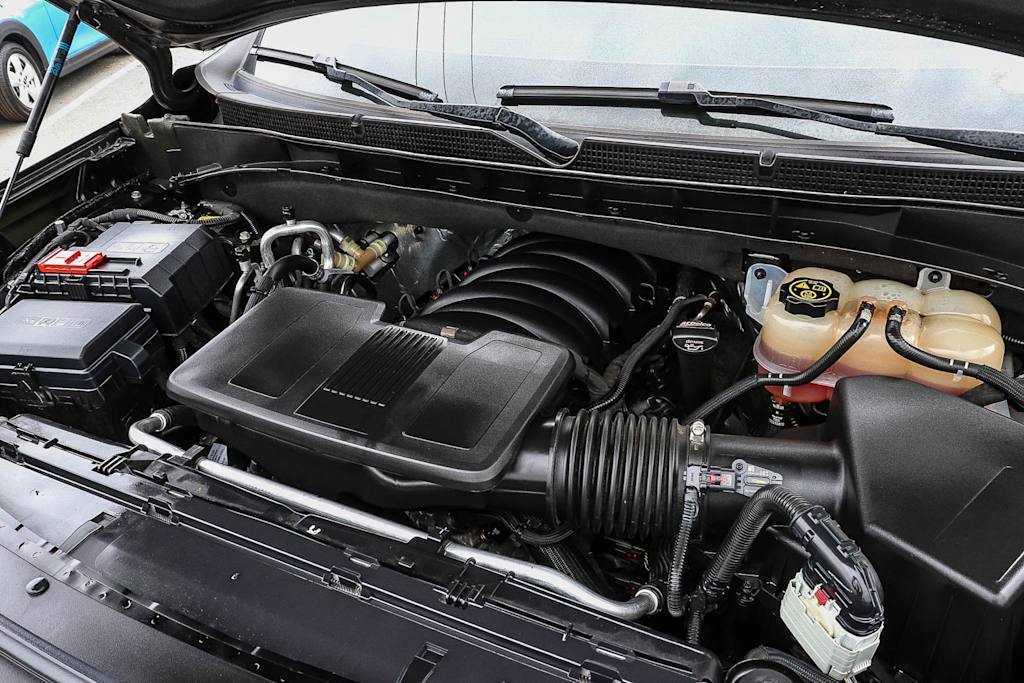 Thumbnail: 2023 Cadillac Escalade - 8