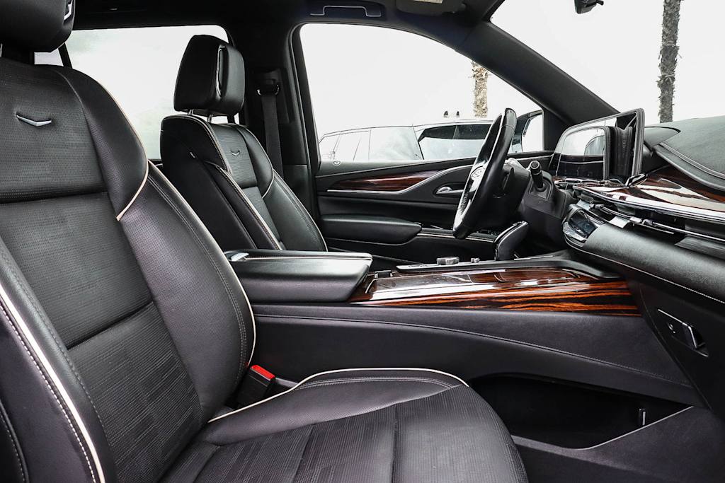 Thumbnail: 2023 Cadillac Escalade - 10