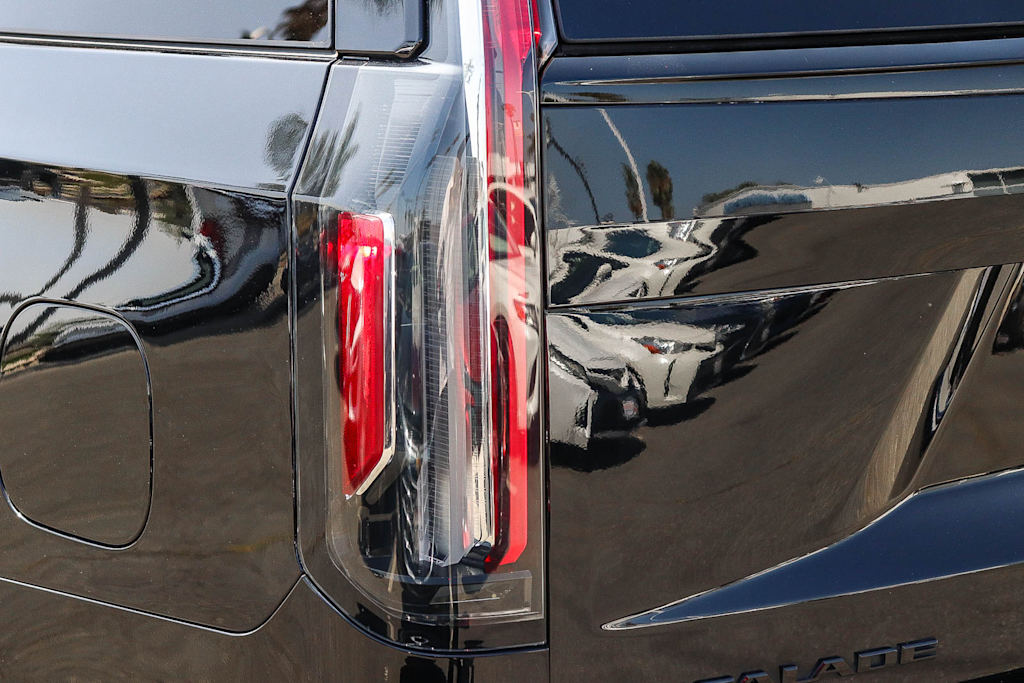 Thumbnail: 2022 Cadillac Escalade - 6