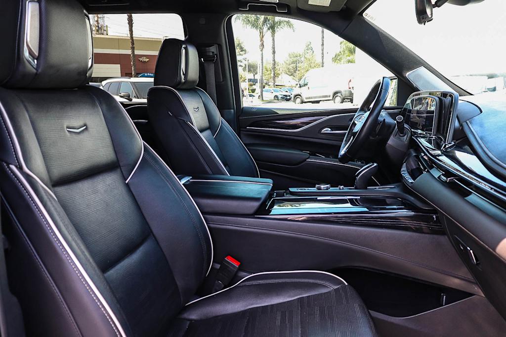 Thumbnail: 2022 Cadillac Escalade - 10