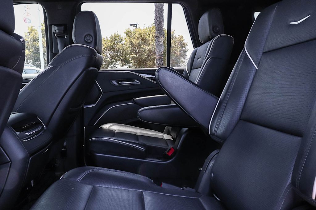 Thumbnail: 2021 Cadillac Escalade - 11
