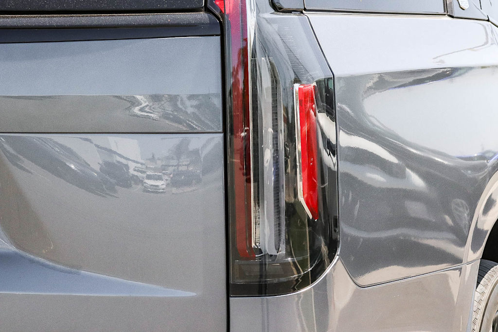 Thumbnail: 2021 Cadillac Escalade - 19