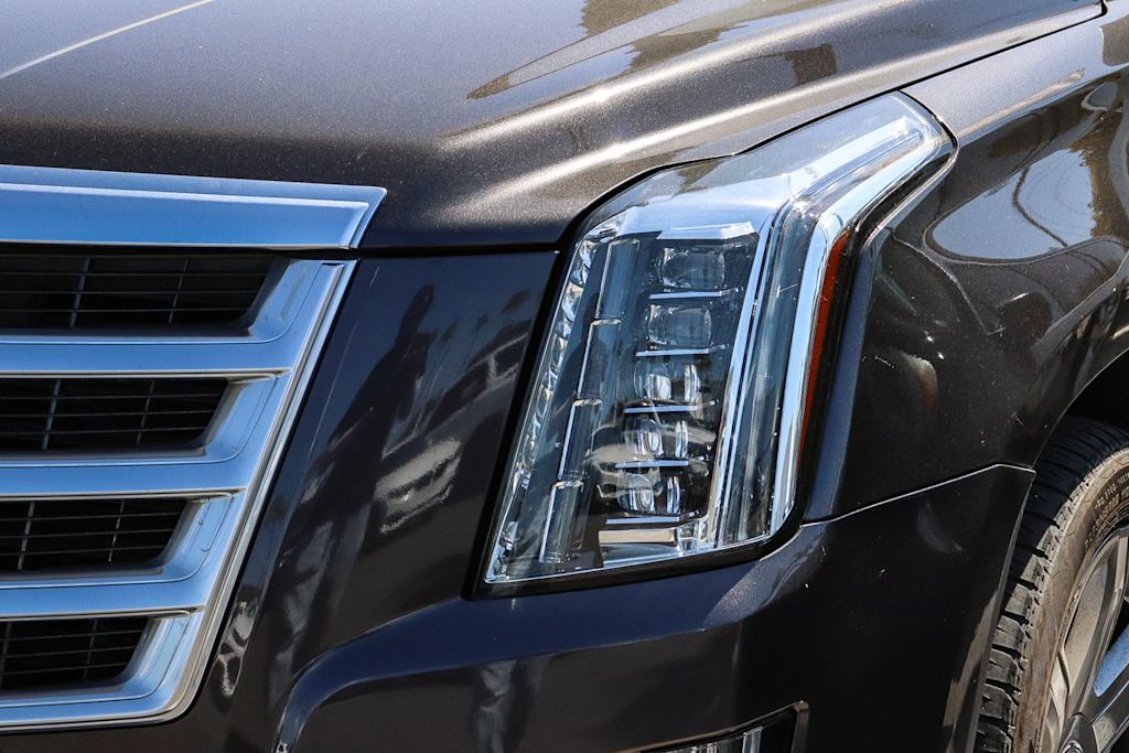 Thumbnail: 2016 Cadillac Escalade - 7