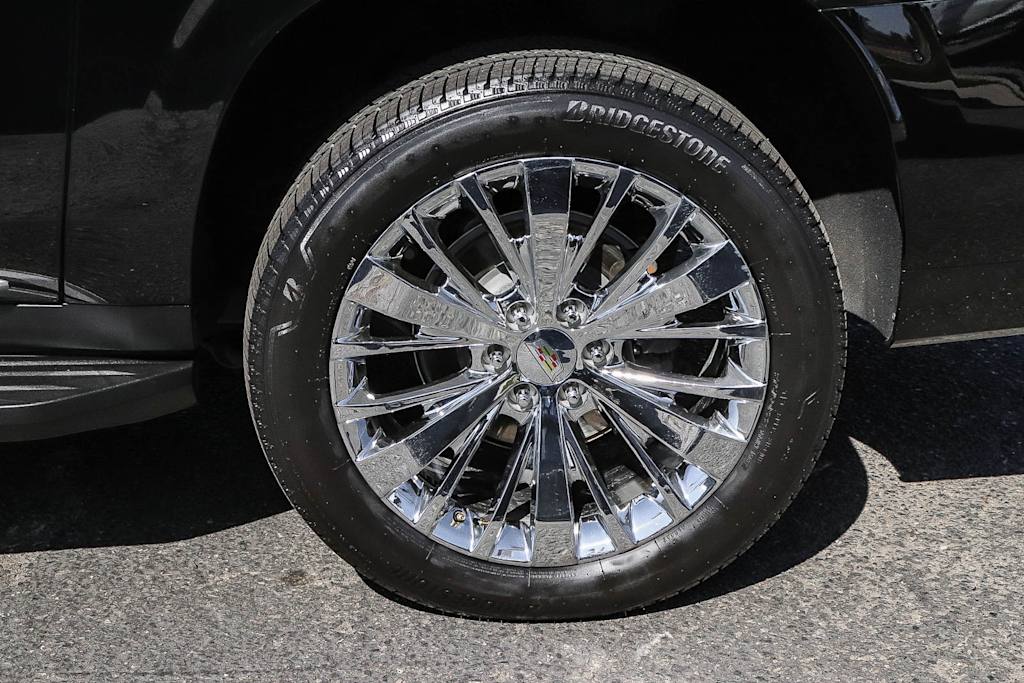 Thumbnail: 2023 Cadillac Escalade - 6