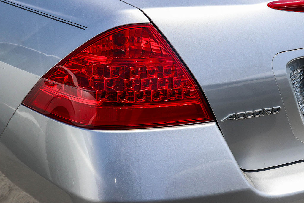 Thumbnail: 2006 Honda Accord - 12