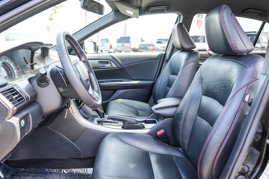 Thumbnail: 2017 Honda Accord - 10