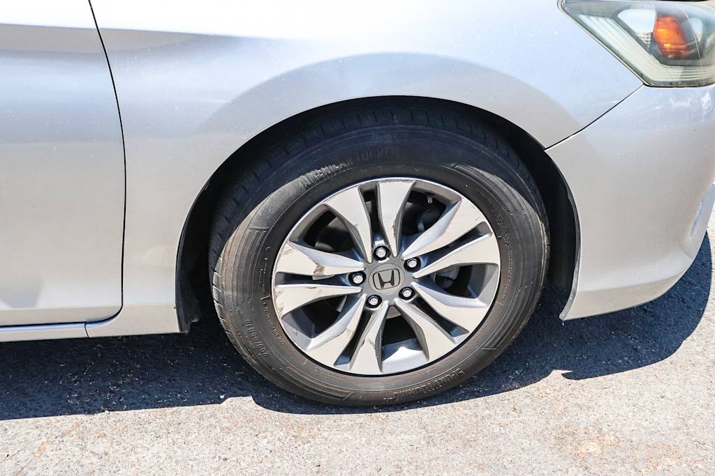Thumbnail: 2015 Honda Accord - 18
