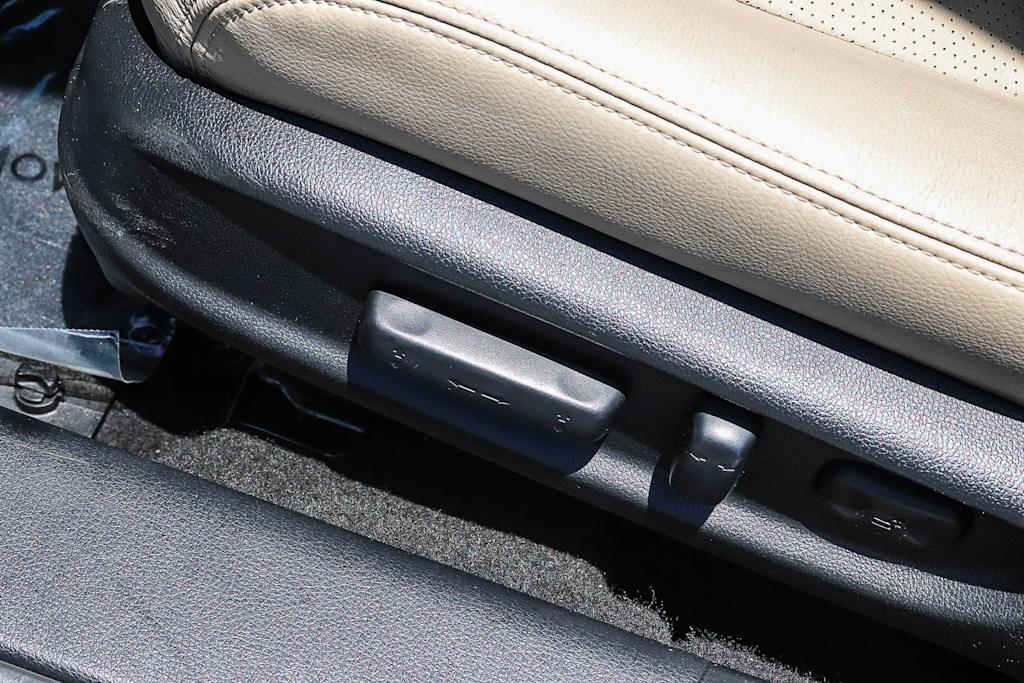 Thumbnail: 2016 Honda Accord - 6