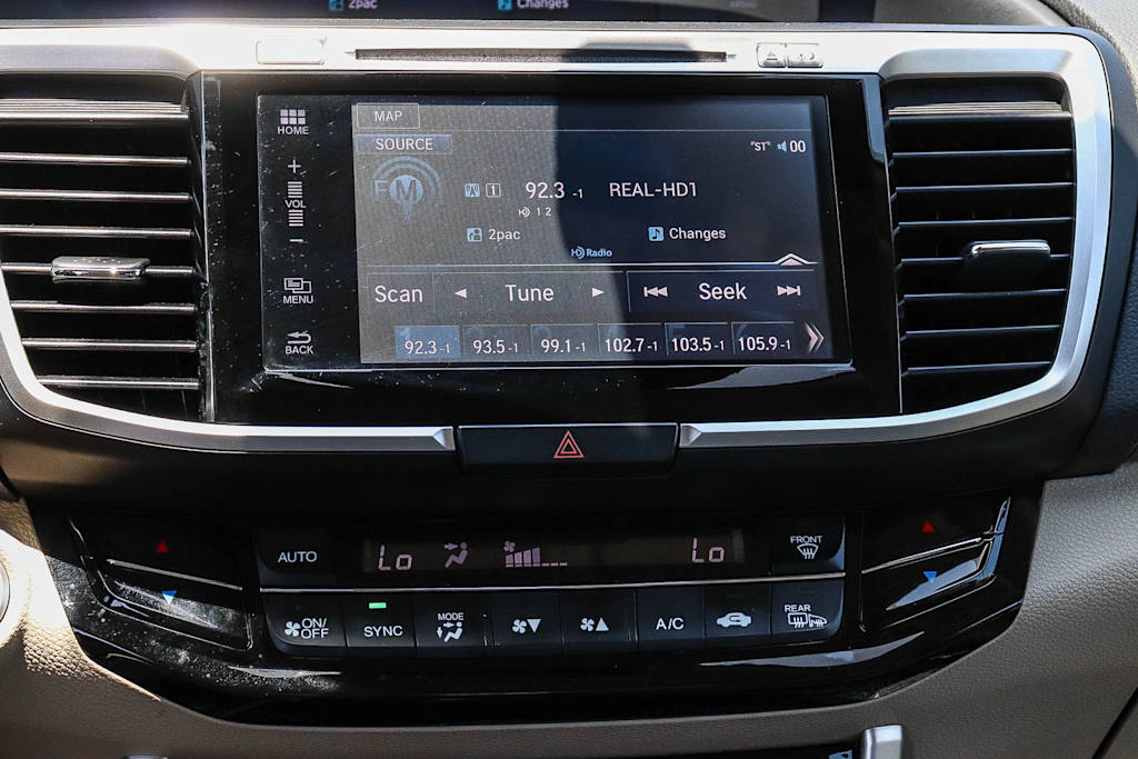 Thumbnail: 2016 Honda Accord - 23