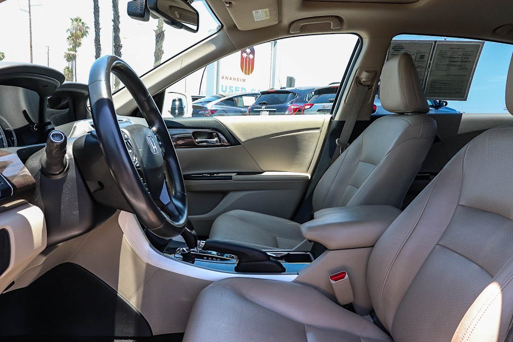 Thumbnail: 2016 Honda Accord - 10