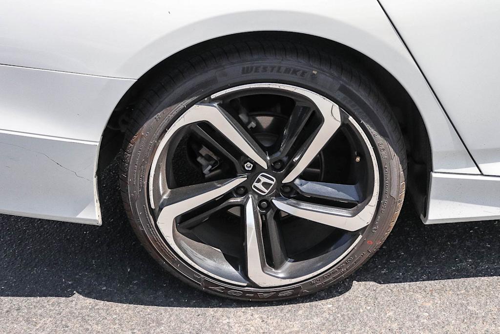 Thumbnail: 2018 Honda Accord - 6