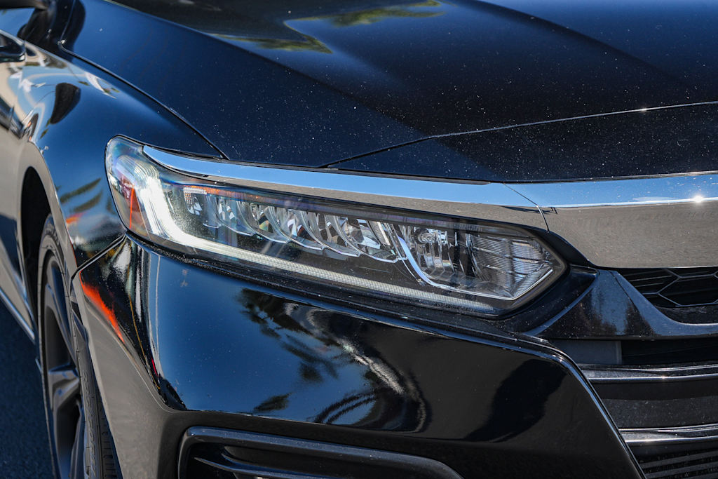 Thumbnail: 2018 Honda Accord - 18