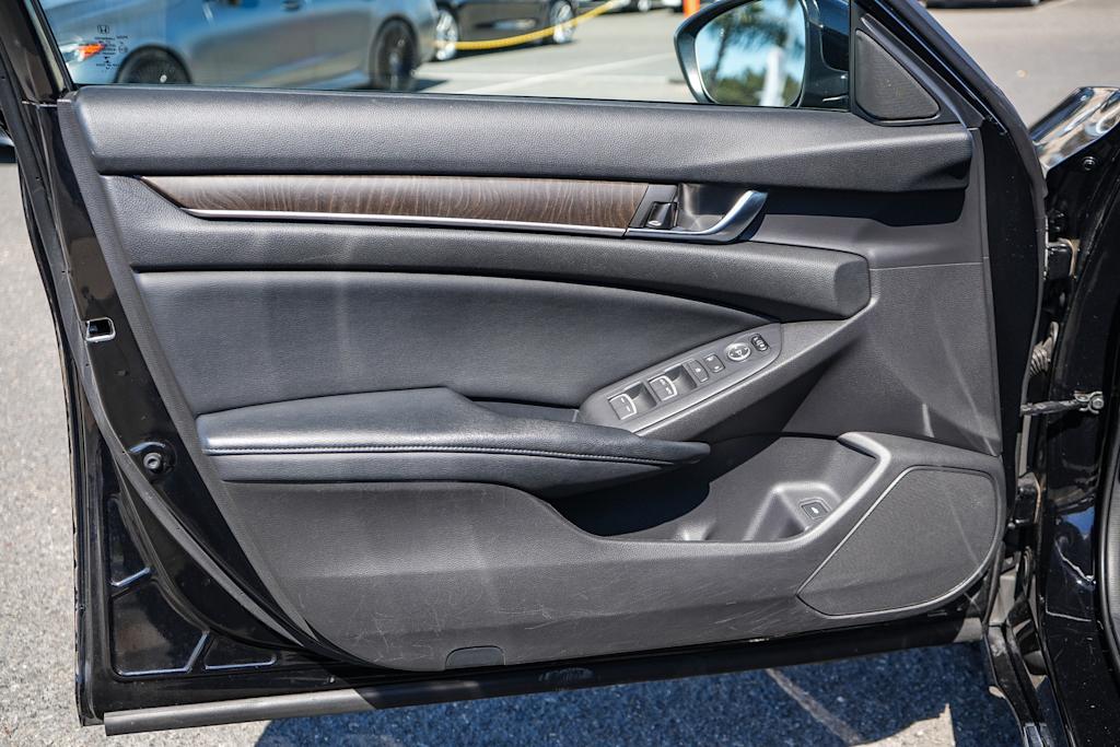 Thumbnail: 2018 Honda Accord - 24